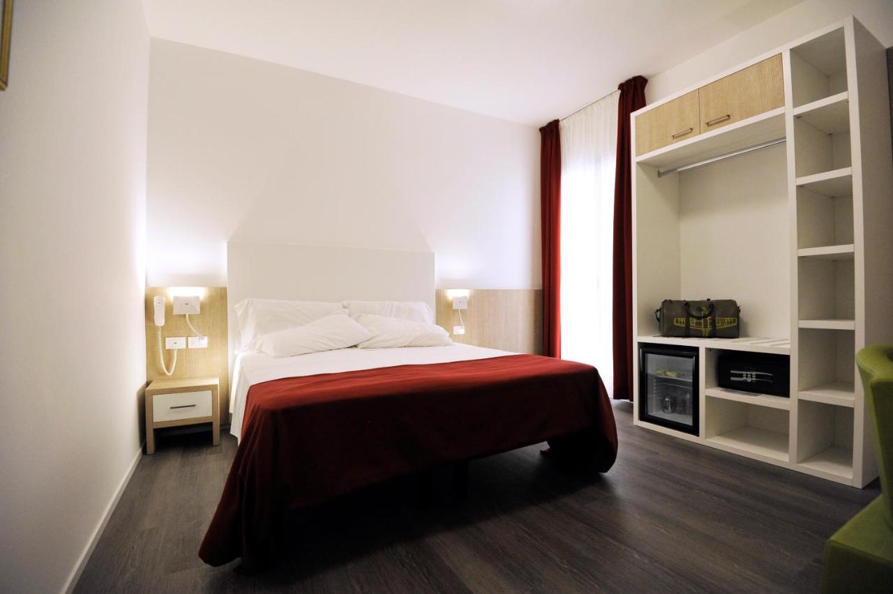 Hotel Marzia Holiday Queen 카오를레 외부 사진