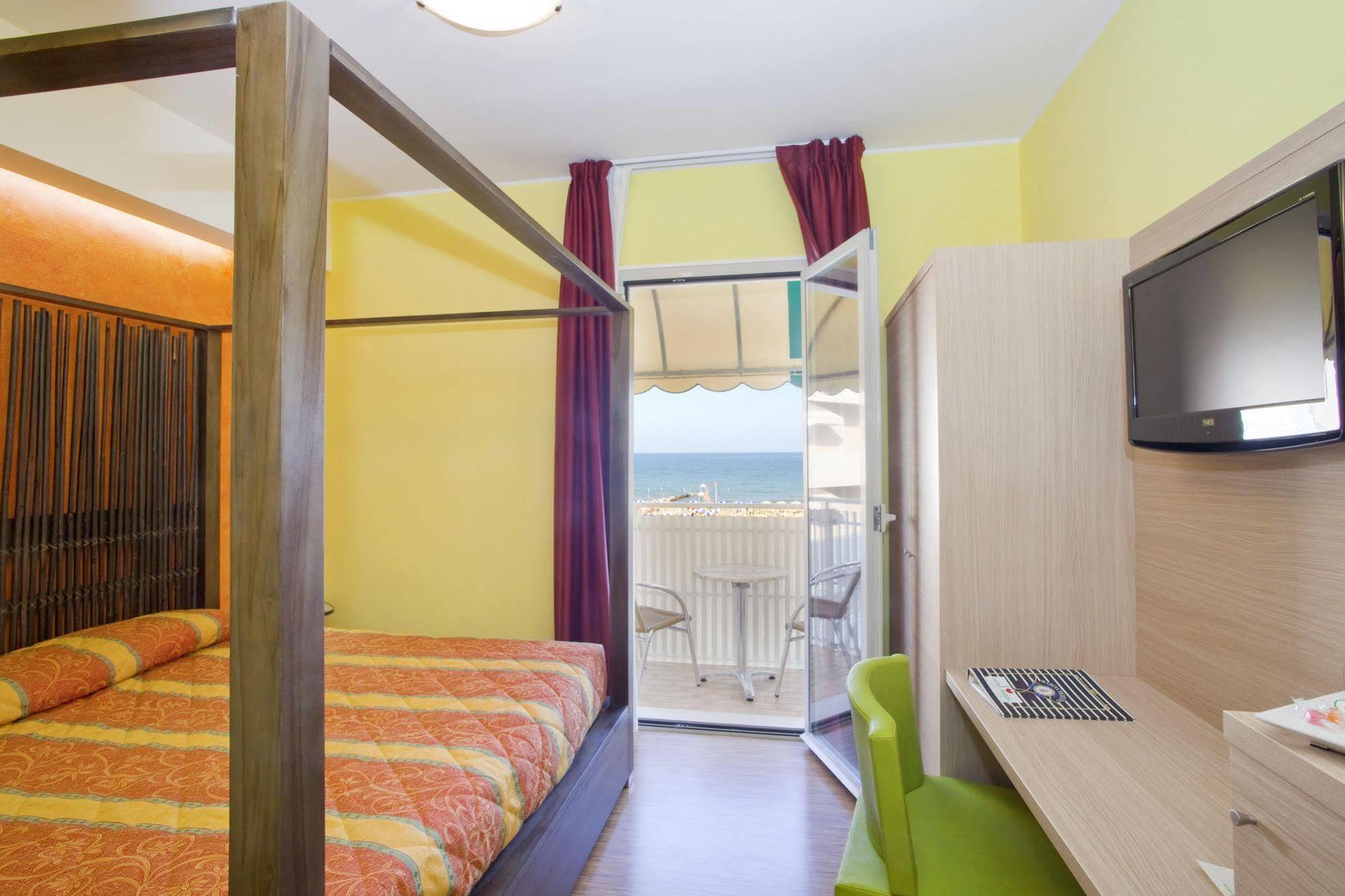 Hotel Marzia Holiday Queen 카오를레 외부 사진